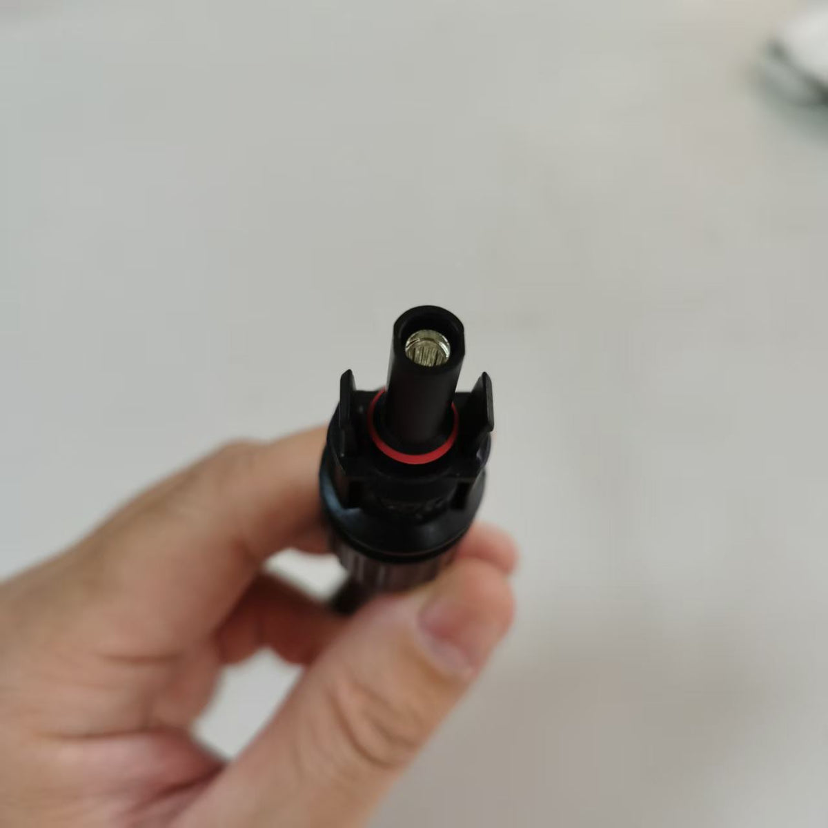 Heavy-Duty Solar PV Connector for 16mm²(6 AWG) Cable - MC4 Compatible Photovoltaic Terminal (Pair)