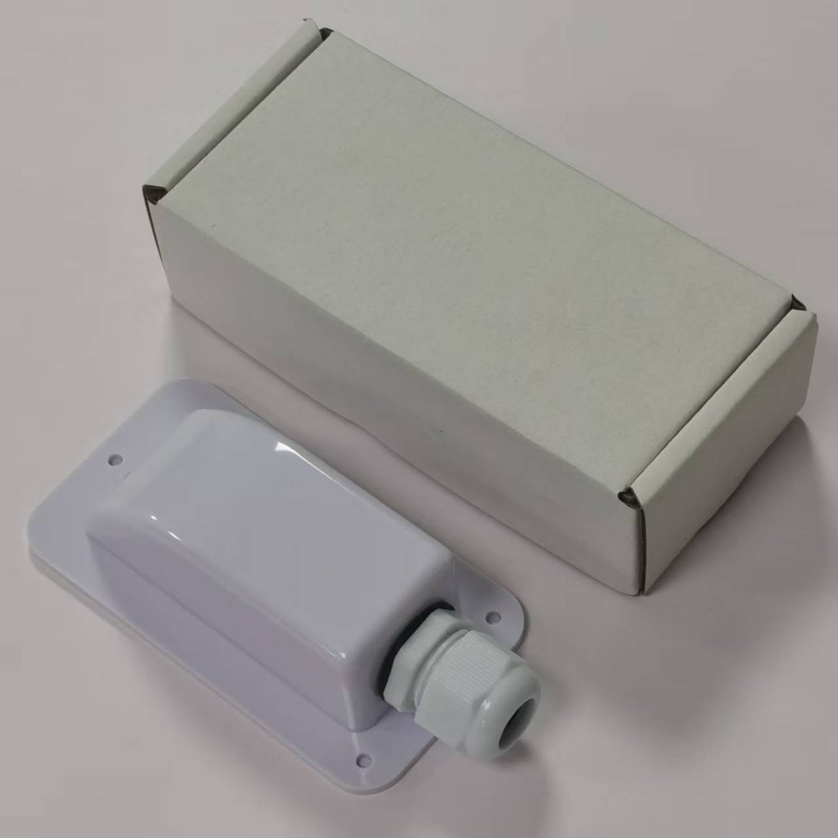 Solar Cable Entry Gland Box - Single Cable Housing with PG13.5 Waterproof Connector