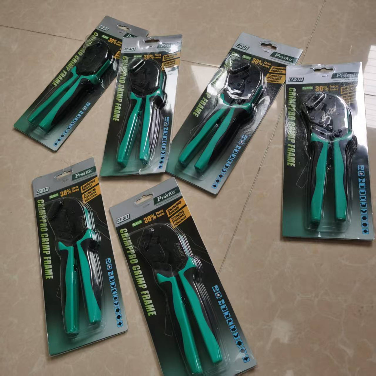 Pro'sKit Professional Solar PV Crimping Tool - Ratchet Crimper for MC4 Terminals (Green/Black)