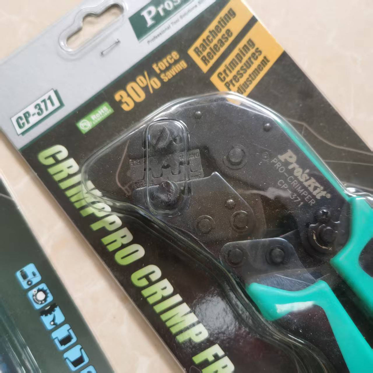 Pro'sKit Professional Solar PV Crimping Tool - Ratchet Crimper for MC4 Terminals (Green/Black)