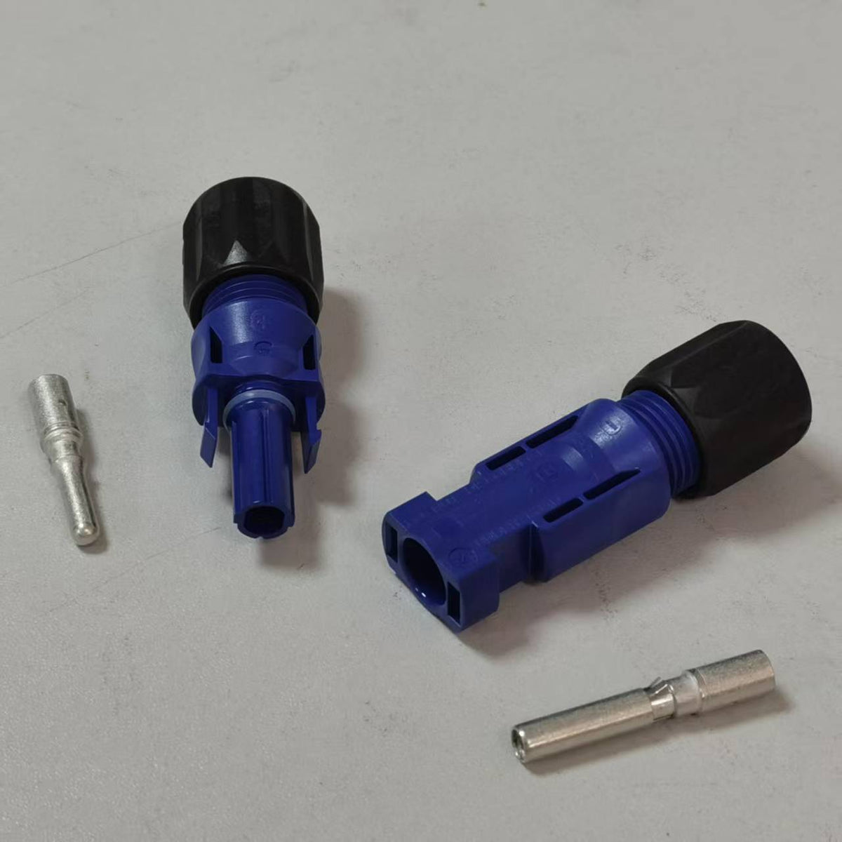 Original Amphenol H4 PV Connector Pair for 10mm² (8AWG) Solar Cable - Male & Female
