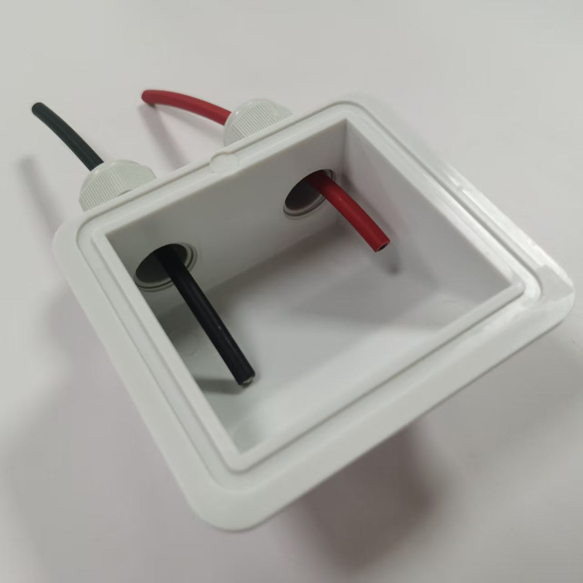 Solar Cable Entry Gland Box - Double Cable Housing with PG13.5 Waterproof Connectors